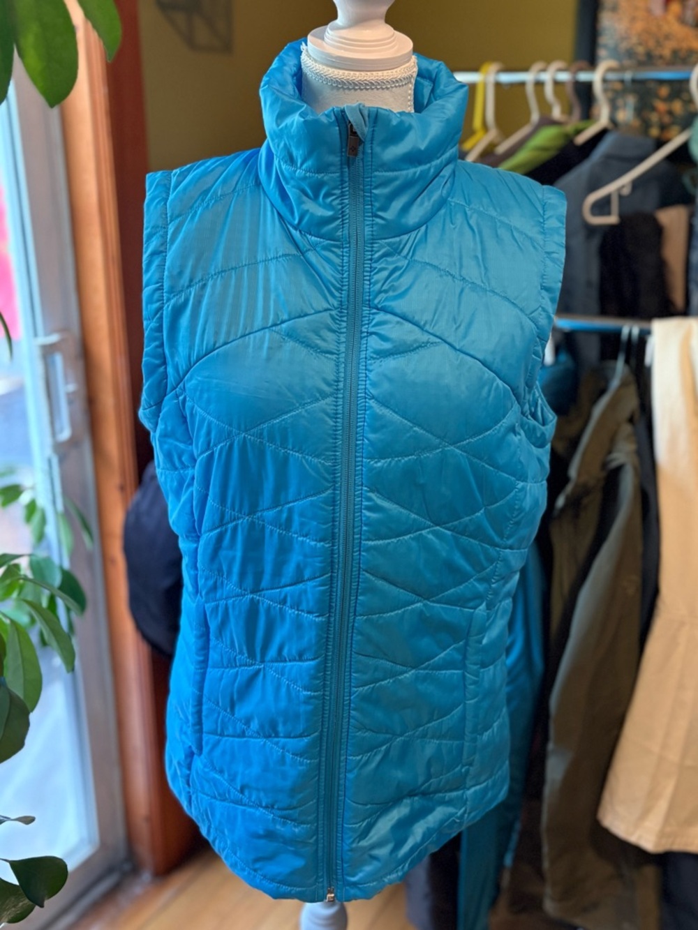 Columbia Turquoise Quilted Women's Puffer Vest